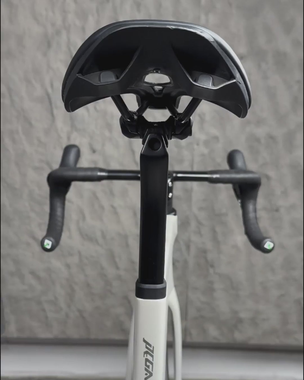 LUZ POSTERIOR ROCKBROS -Q3 SENSOR MOVIMIENTO